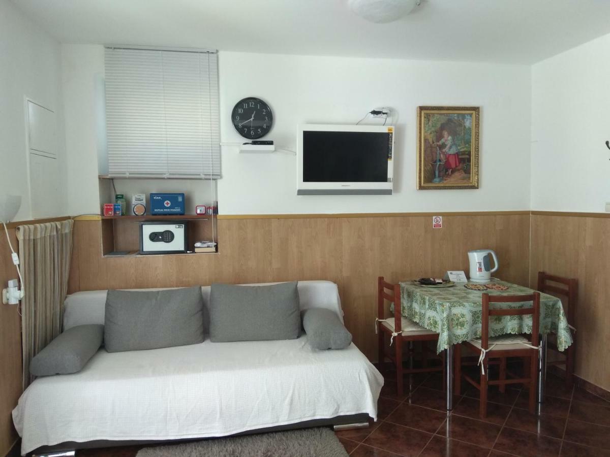 شقة سبليت  في Apartman Dario المظهر الخارجي الصورة